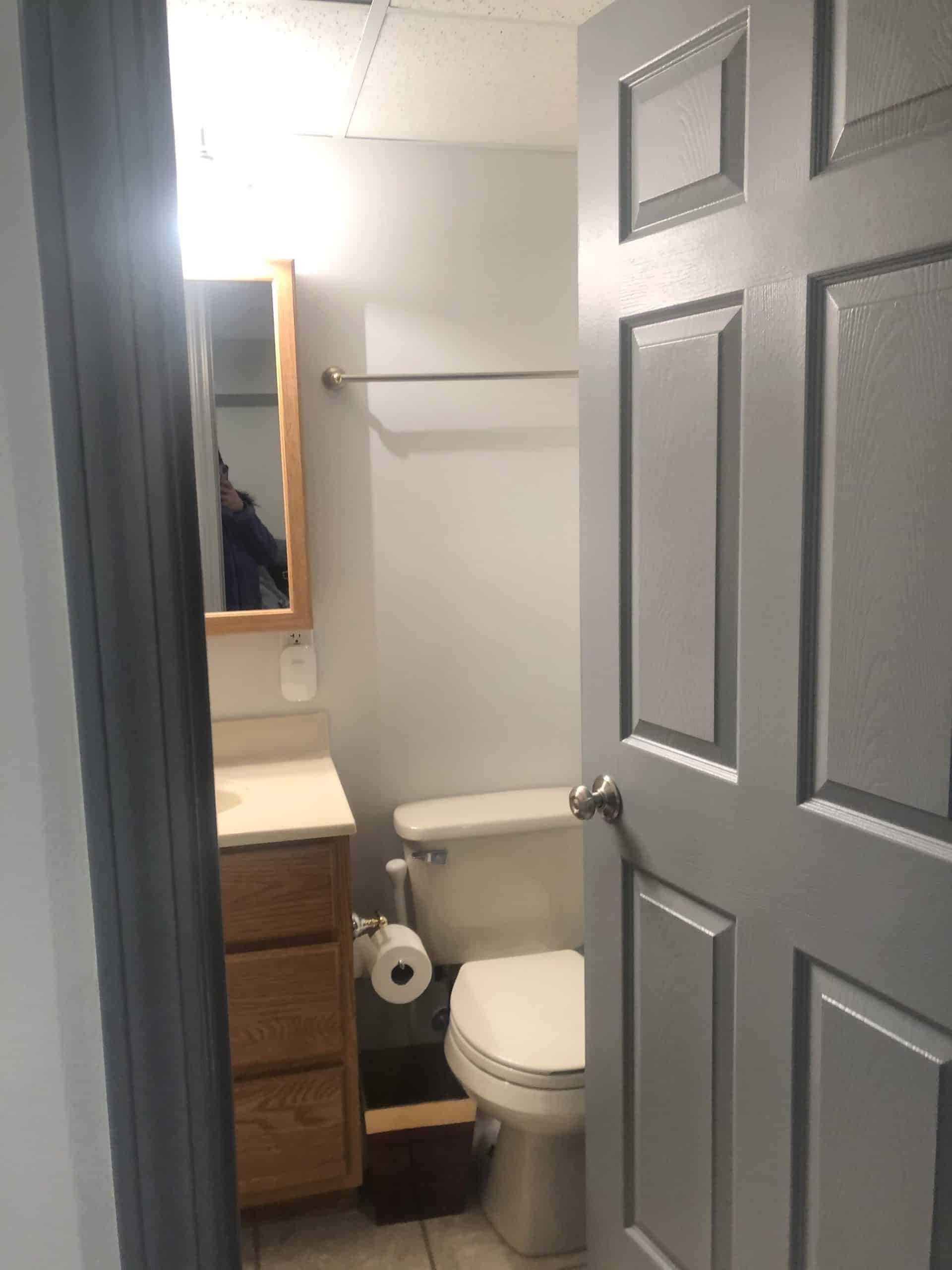 Before | Riverwoods, IL Bathroom Remodel