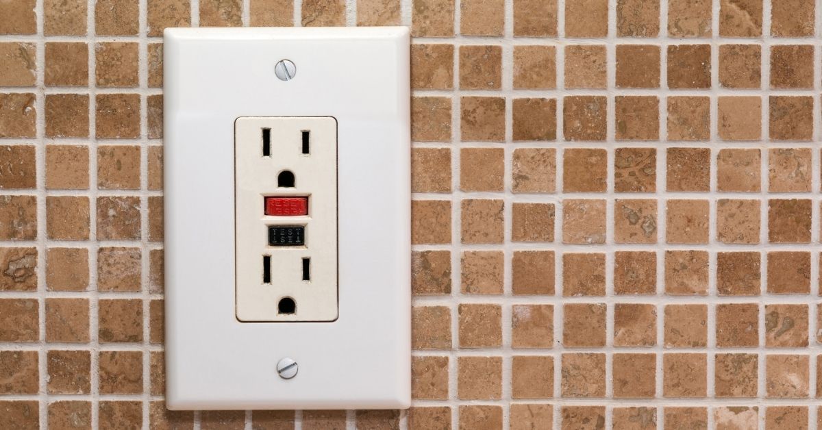 wall outlet with tile around