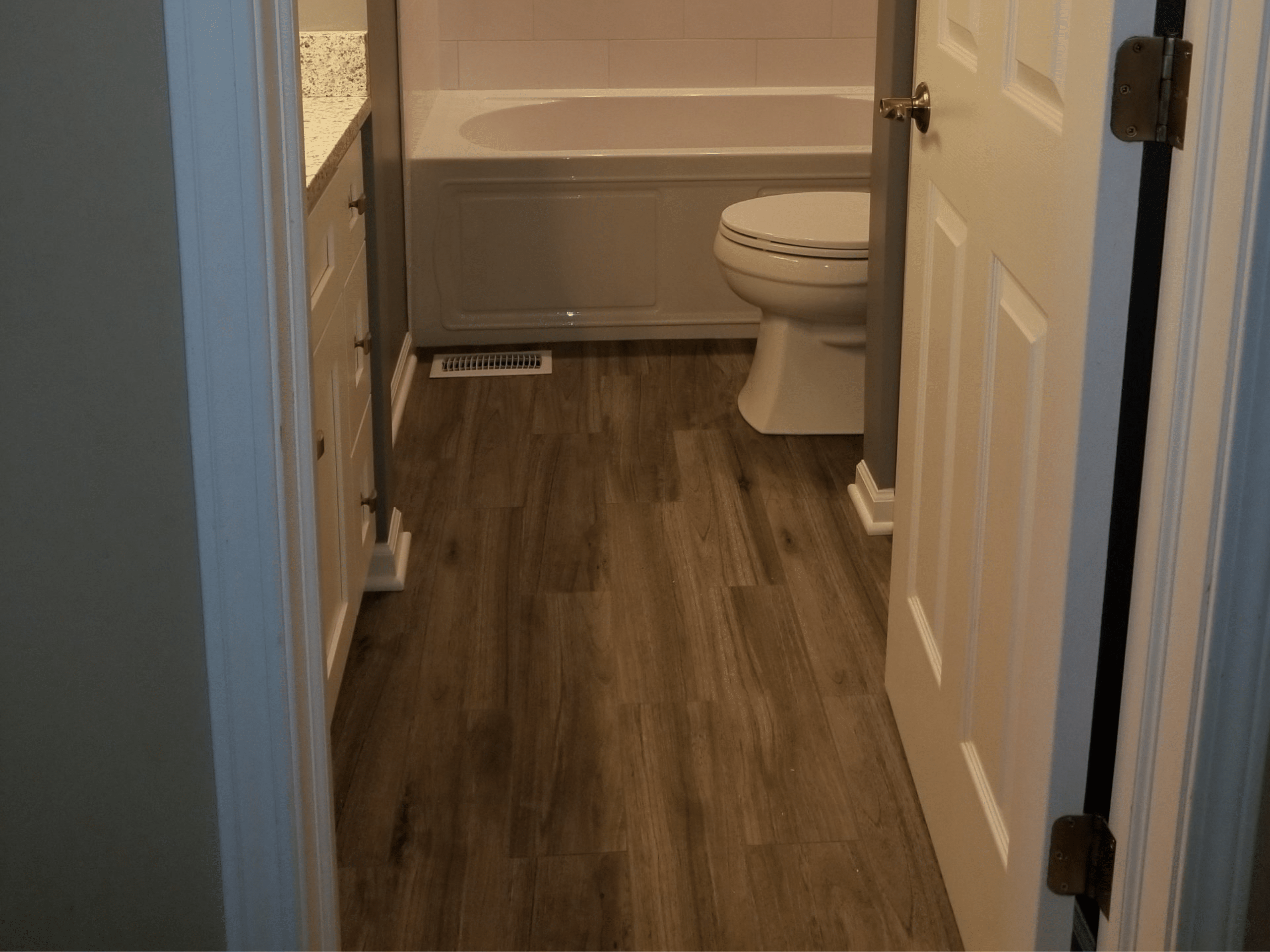 vinyl flooring After | Buffalo Grove, IL Bathroom