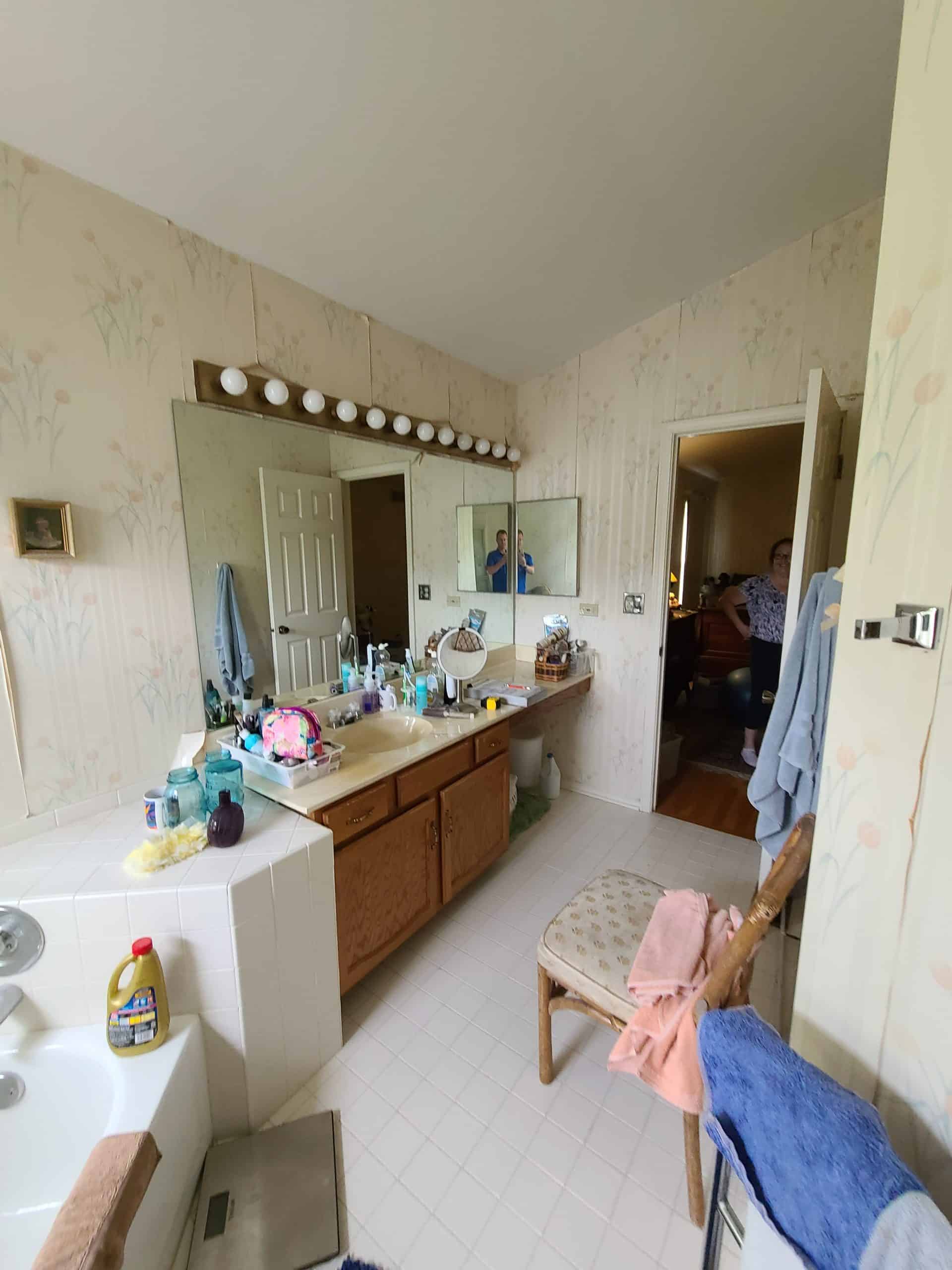 Before | Buffalo Grove, IL Vanity