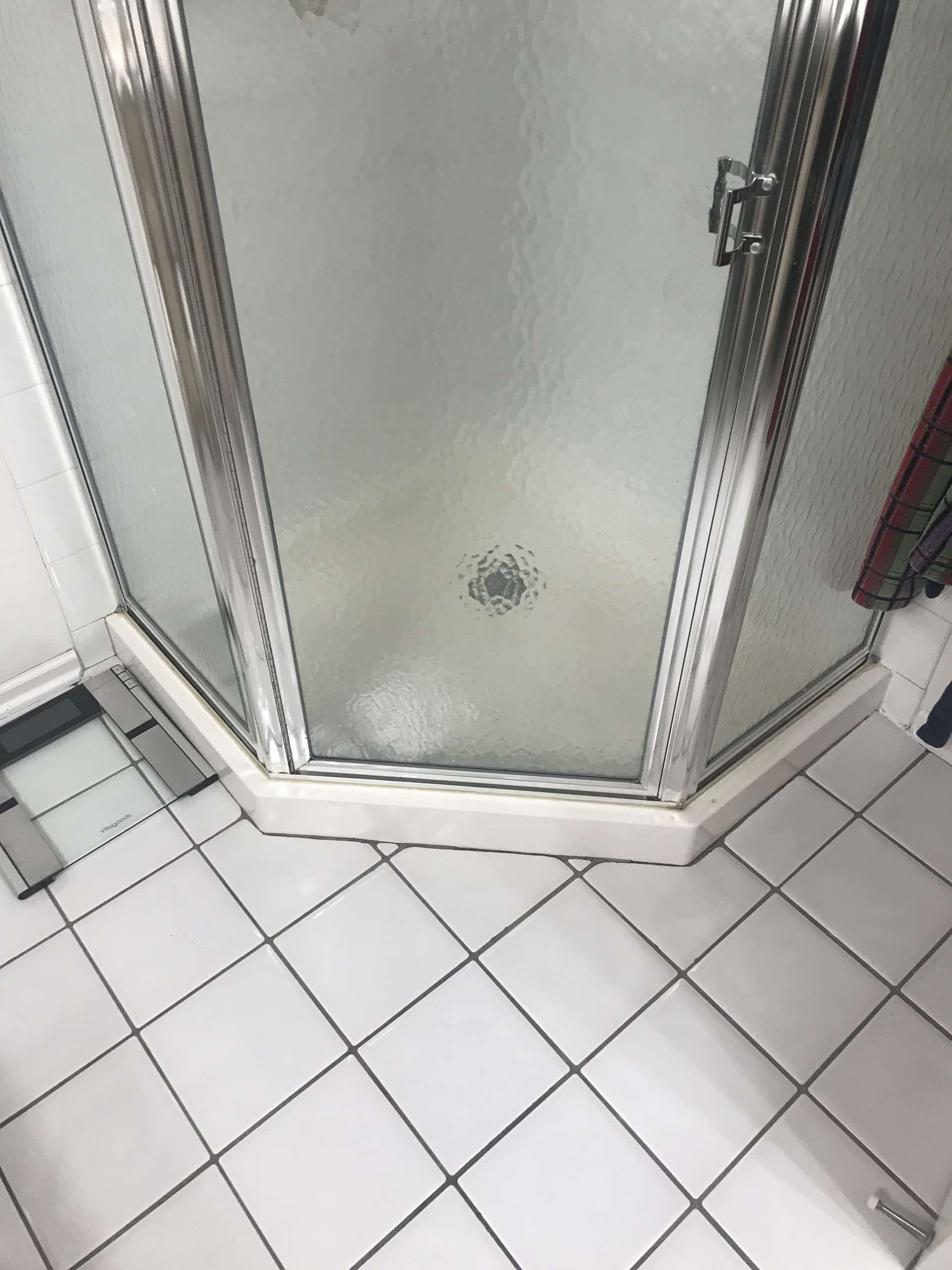Before | Schaumburg, IL Bathroom Remodel