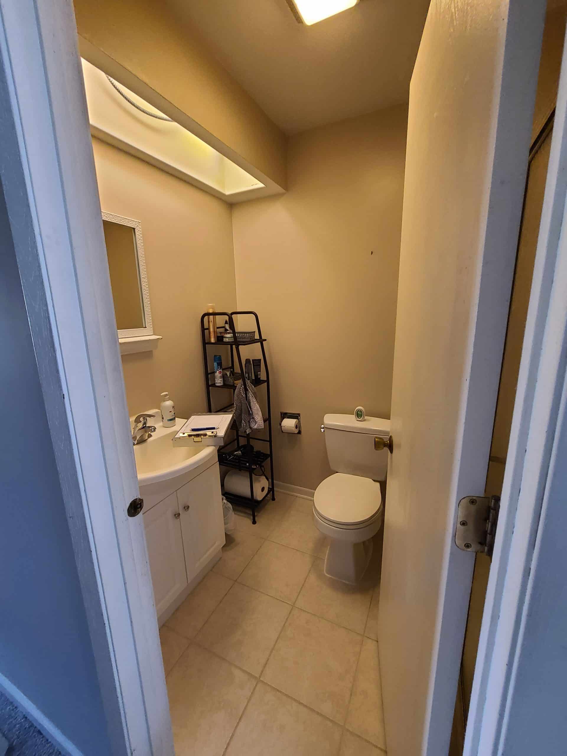 Before | Arlington Heights, IL Small Bathroom Remodel