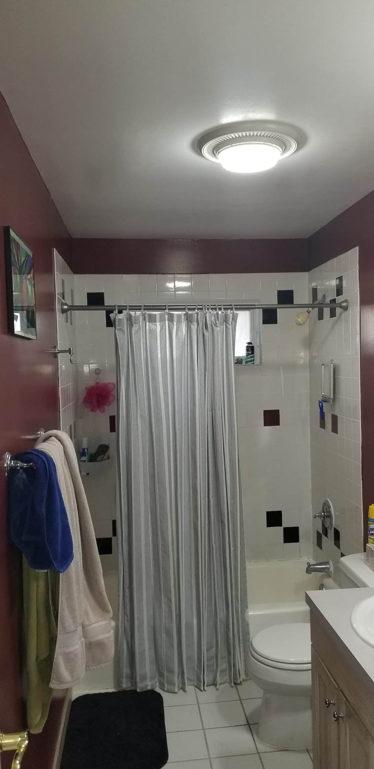 Before | Hoffman Estates, IL Full Bathroom Remodel