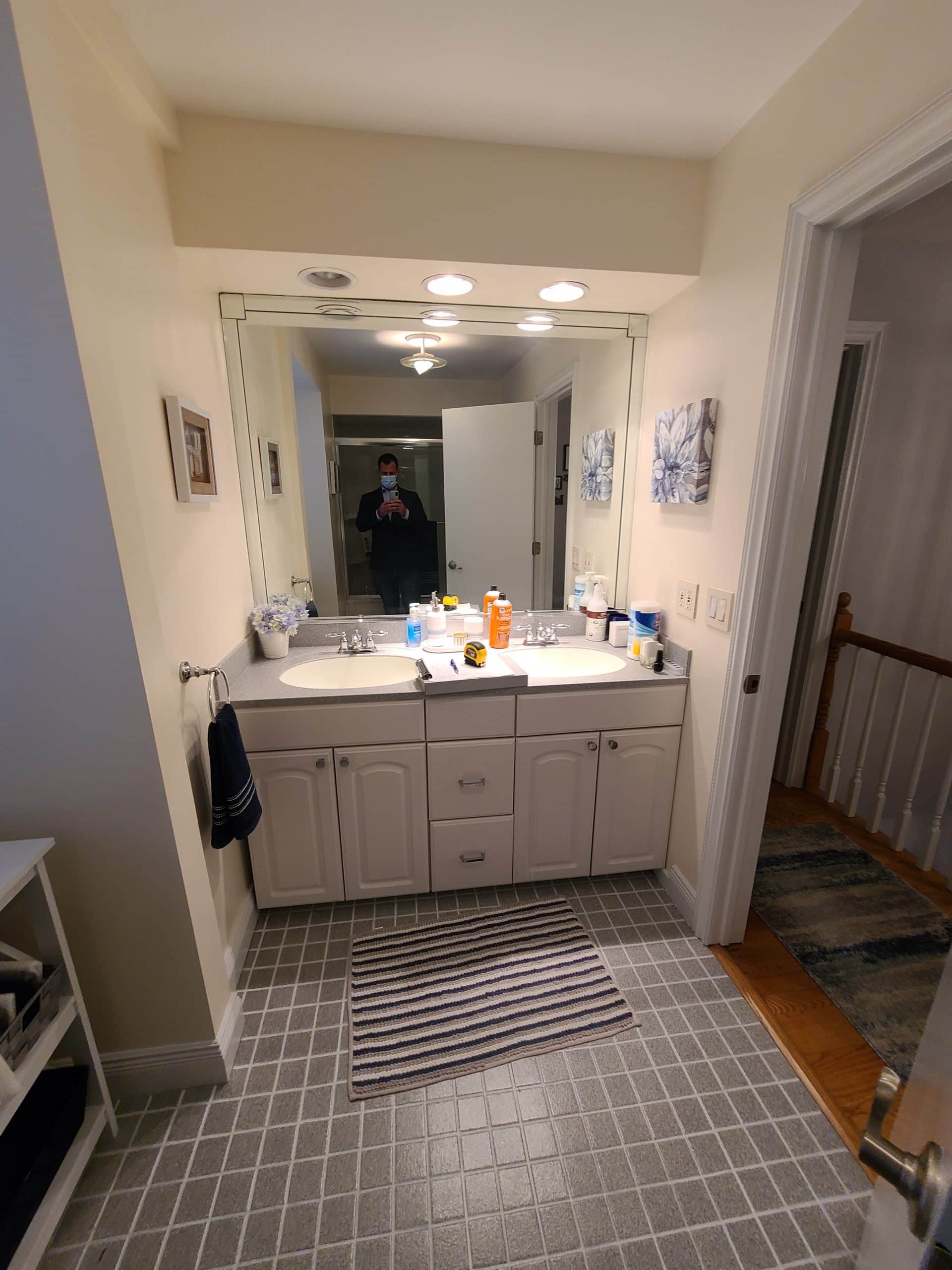 Before | Mount Prospect, IL Small Bathroom Remodel