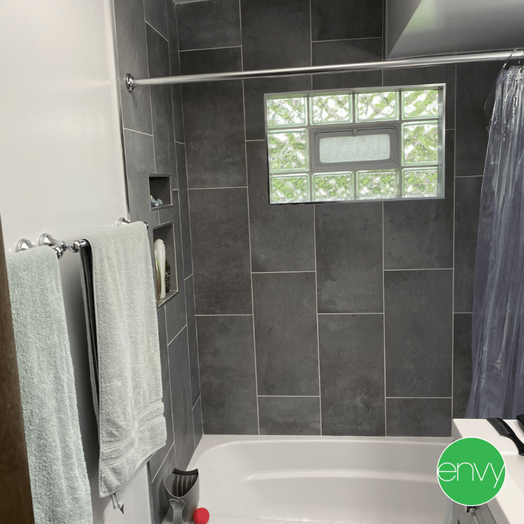 How Much Does It Cost to Replace a Bathtub?