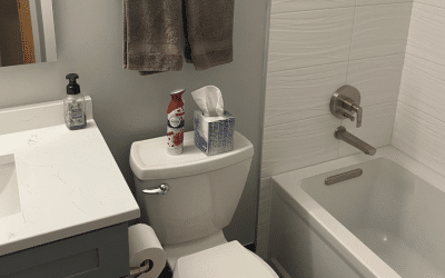 4 Ways You Can Make Your Small Bathroom Look and Feel Larger