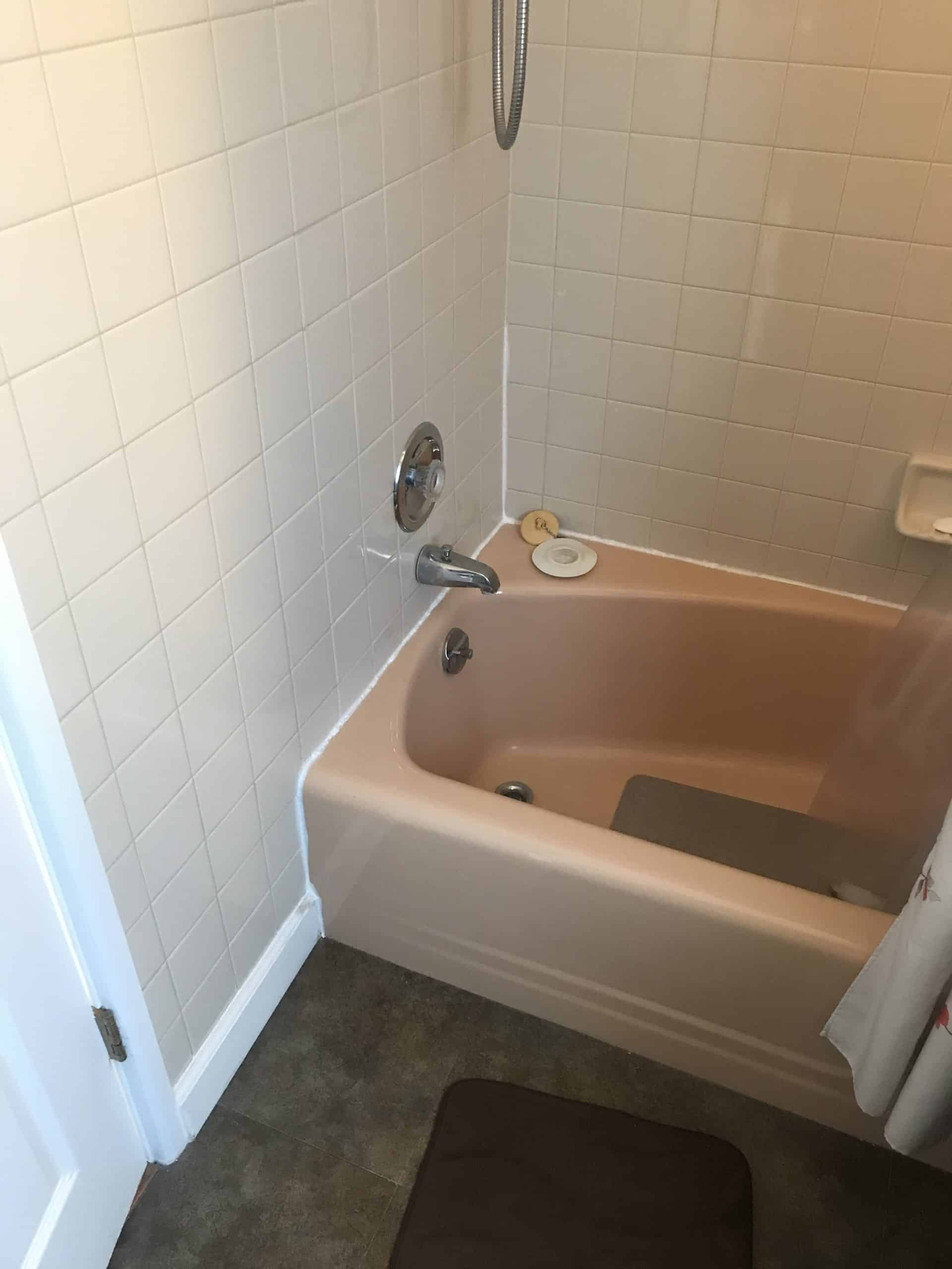 Before | Arlington Heights, IL Bathroom Makeover
