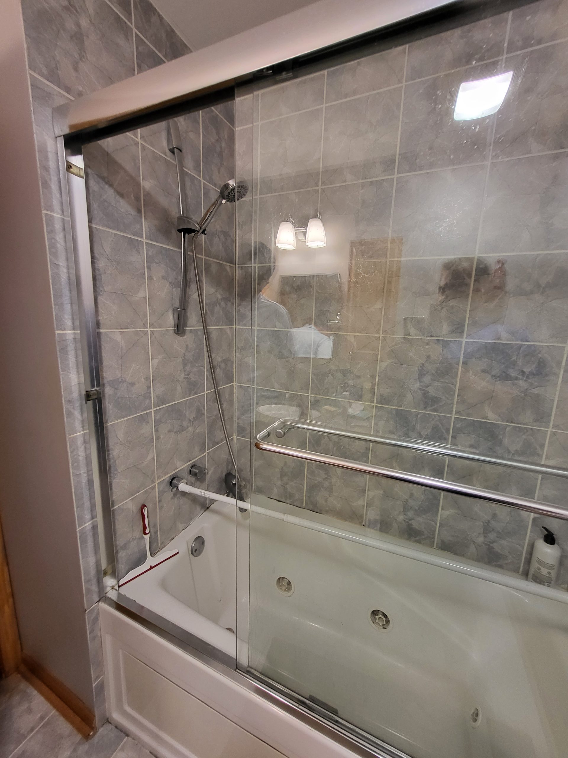 Before | Tub Surround Remodel