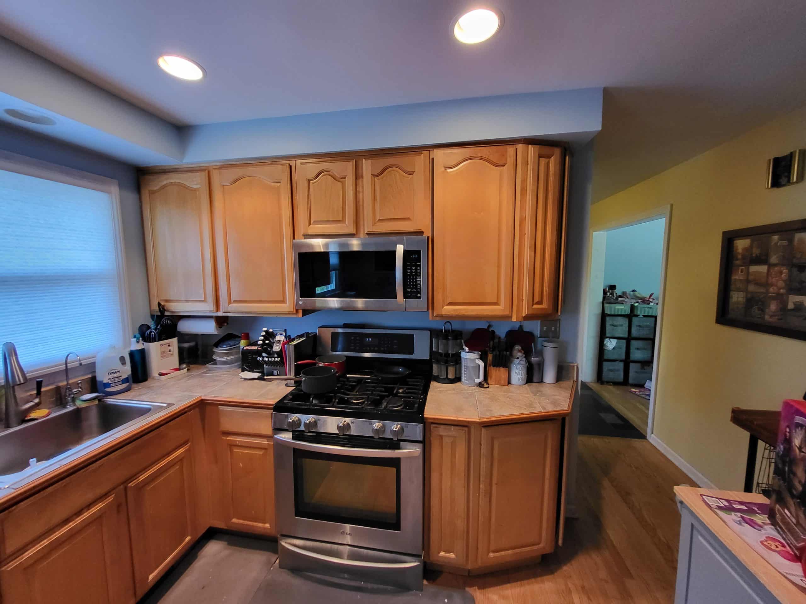 Before | Libertyville, IL Kitchen Cabinet Refacing