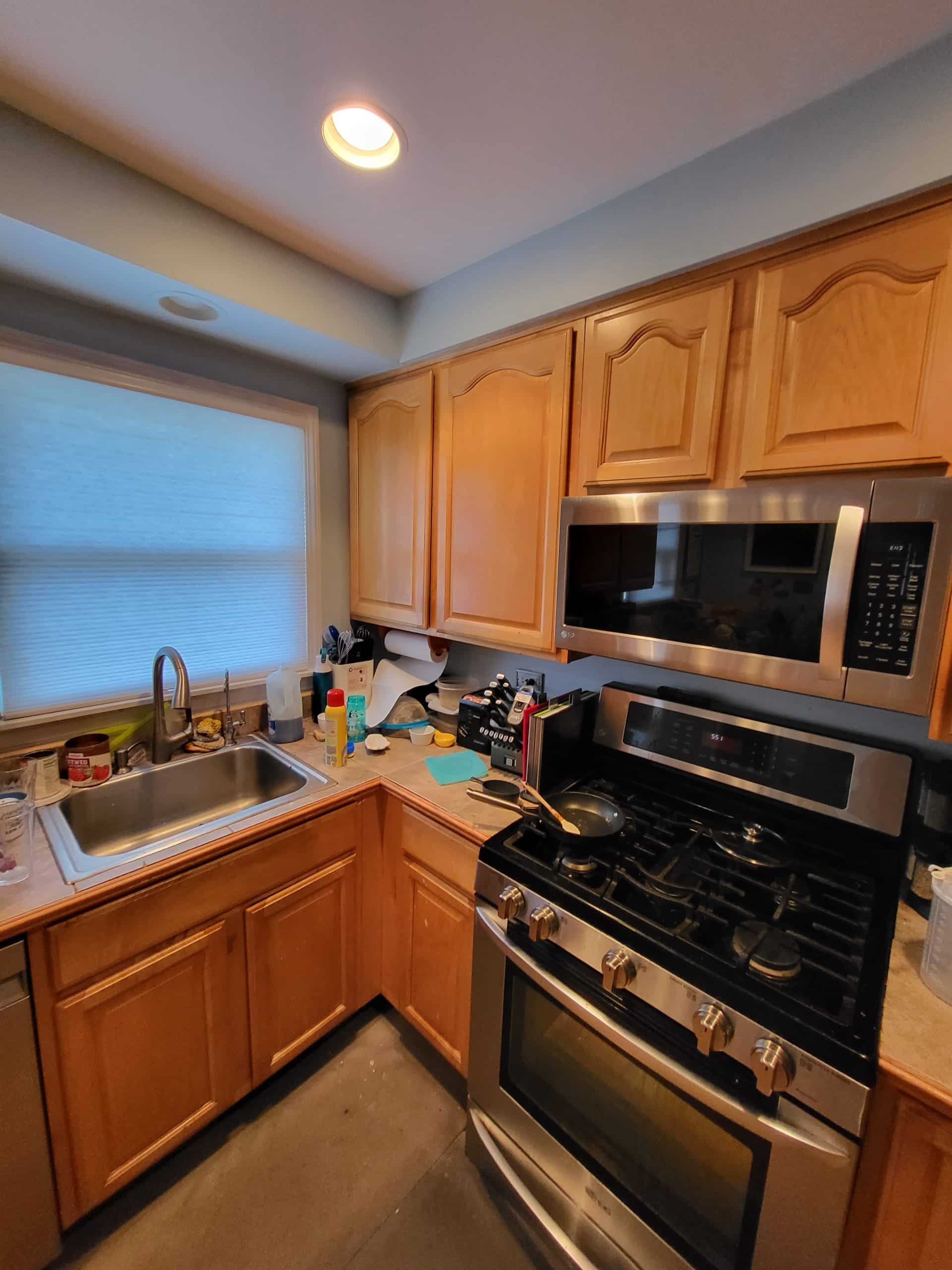 Before | Libertyville, IL Kitchen Cabinet Refacing