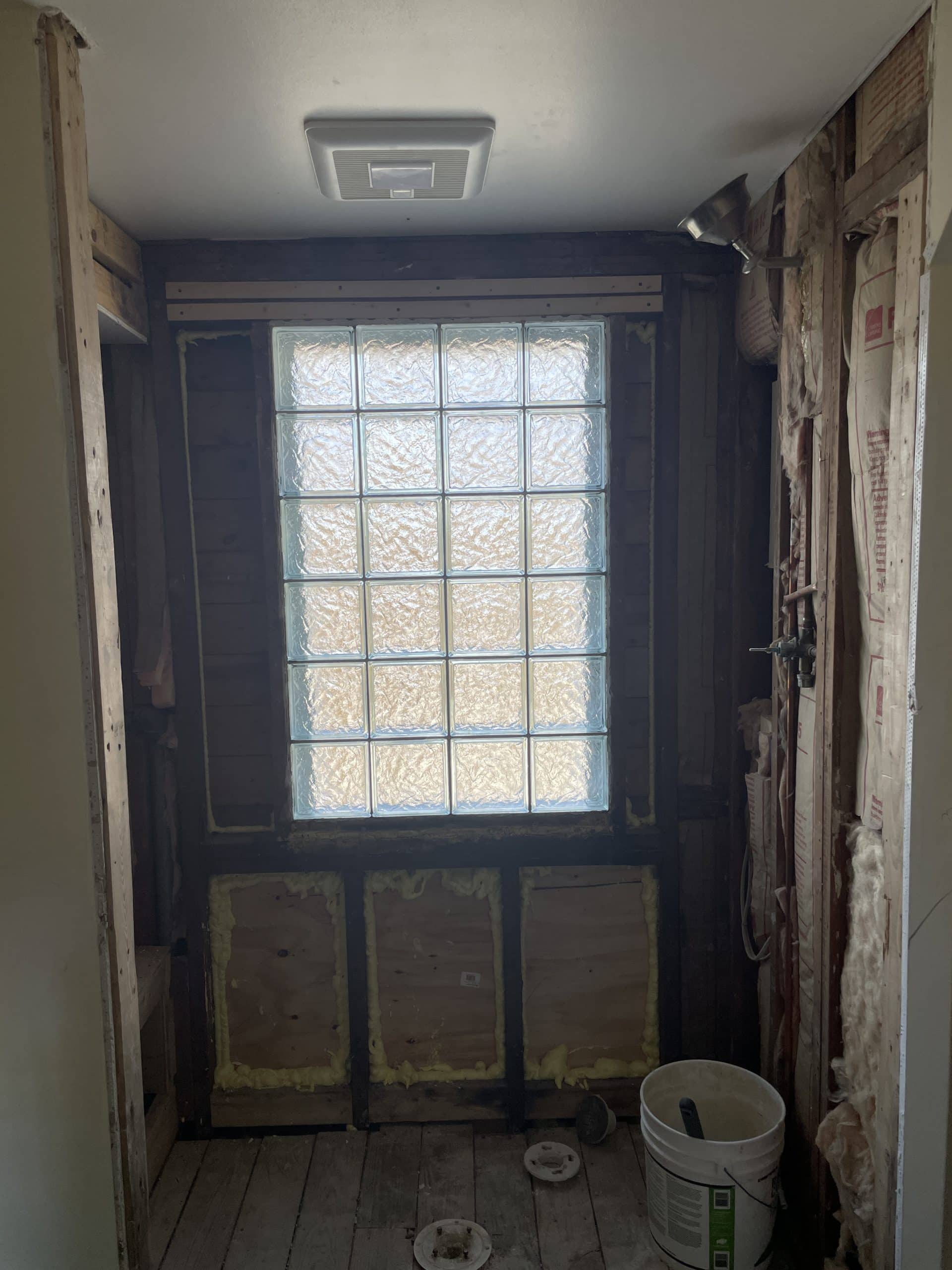 Before | Rockford, IL Bathroom Remodel