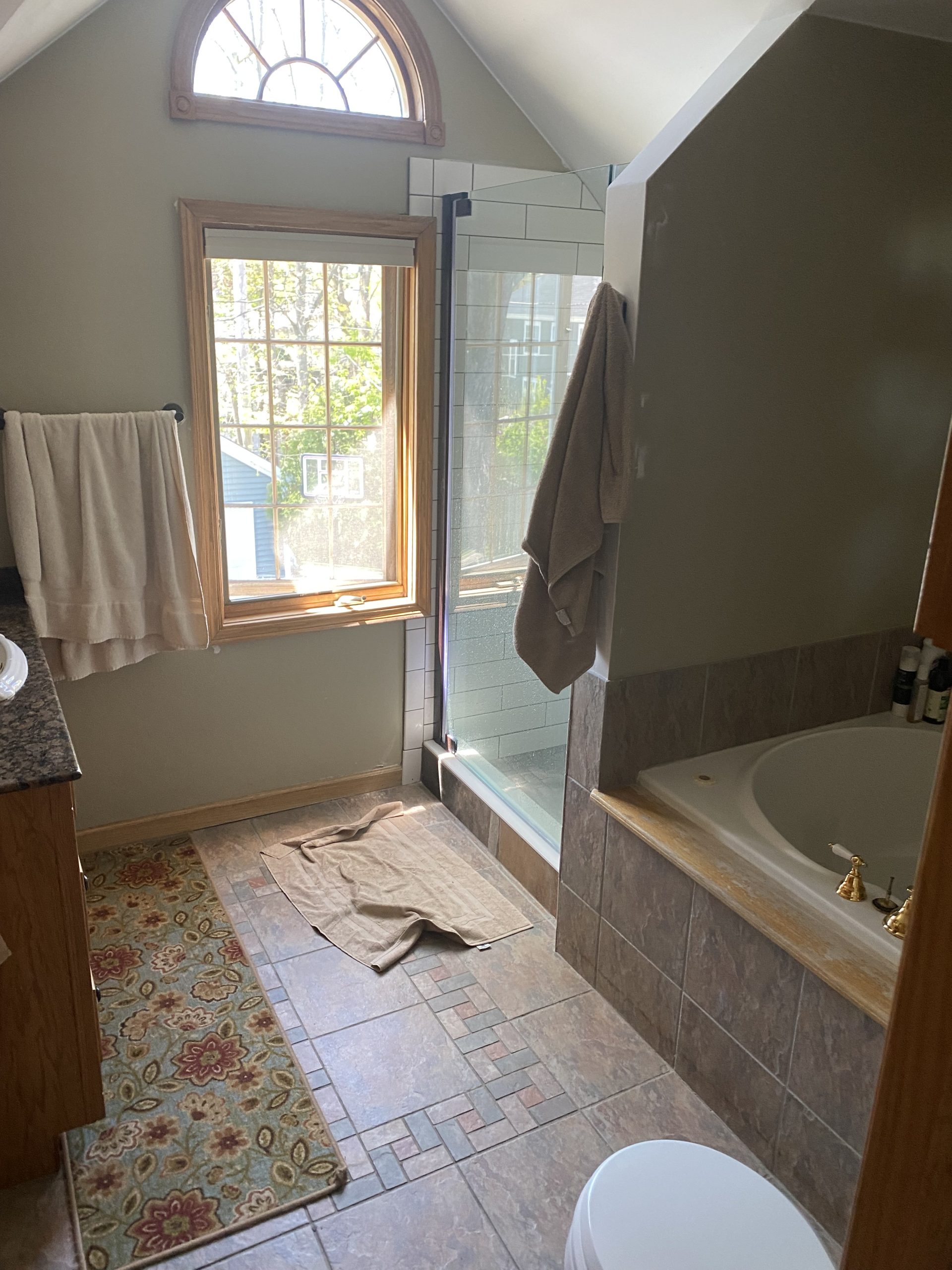 After | Deerfield, IL Sloped Shower Remodel