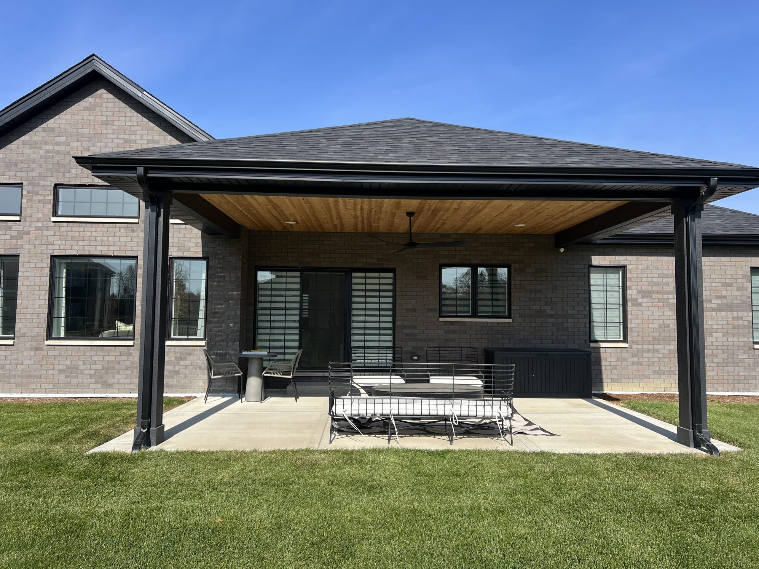 4 season sunroom contractors near me